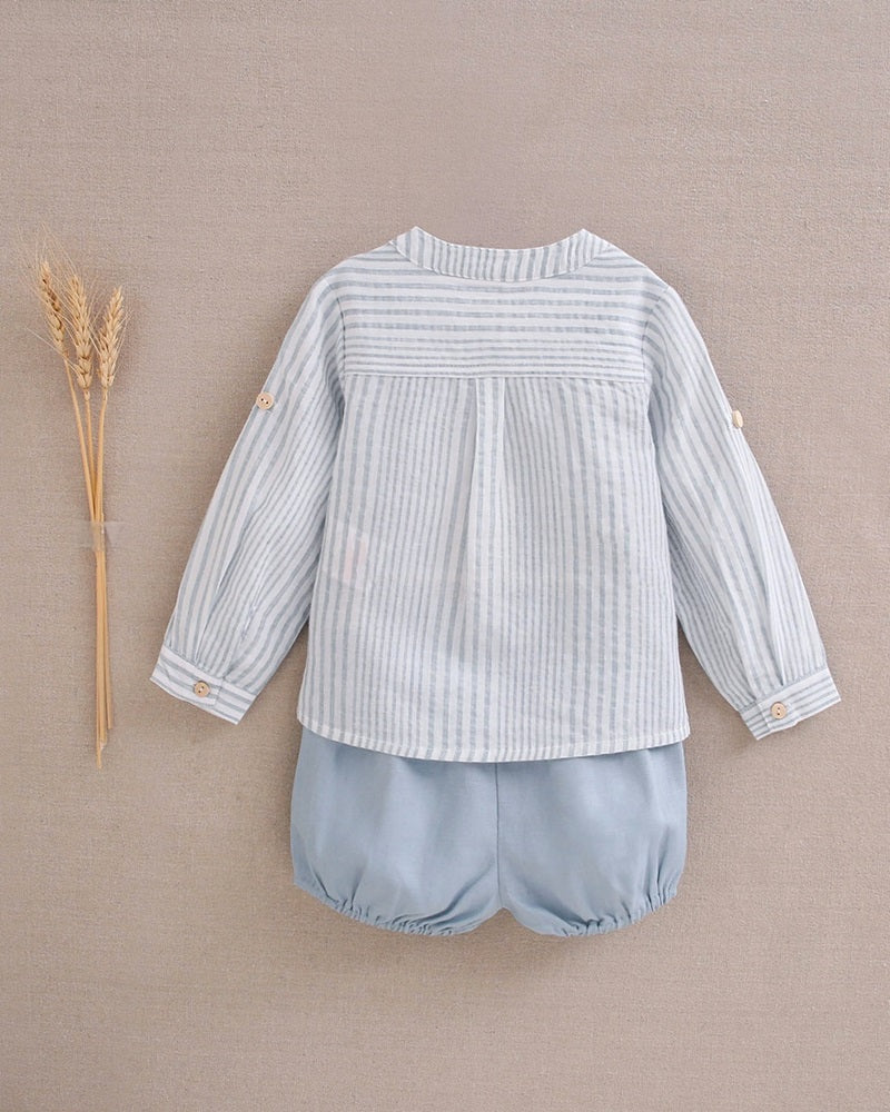 Conjunto de bebé niño de camisa de rayas azul y short