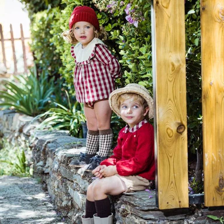 Hermanos a conjunto