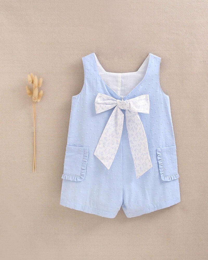 Mono de niña de plumeti azul con maxi lazo