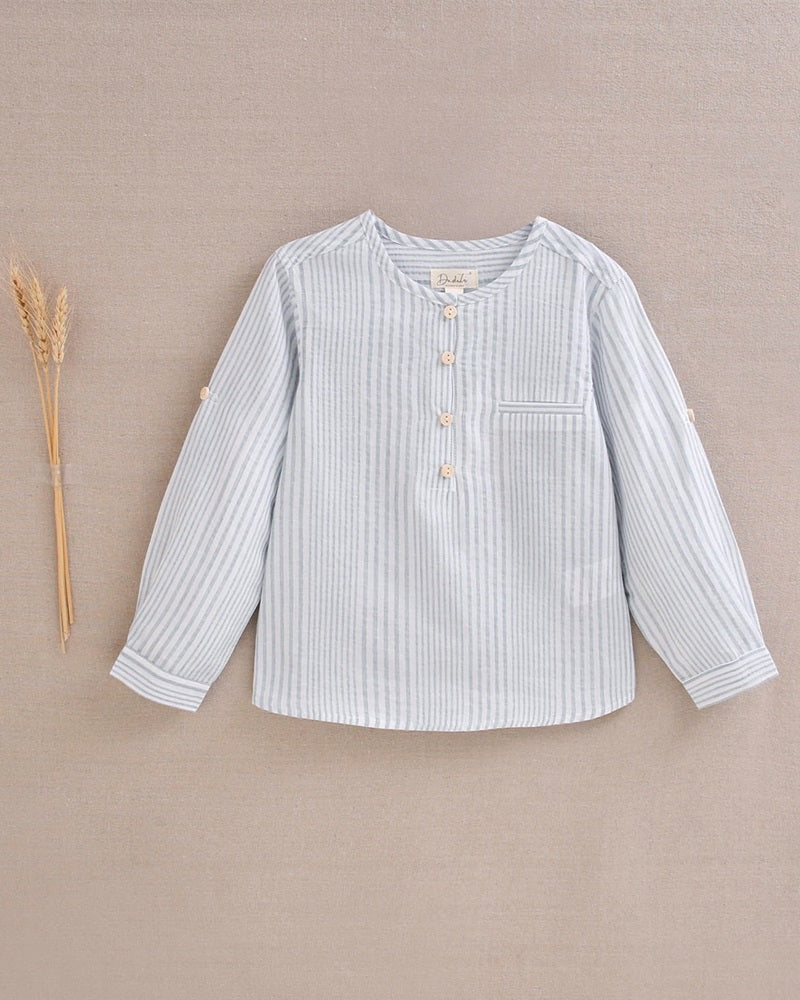Camisa de niño de rayas azul y blanco