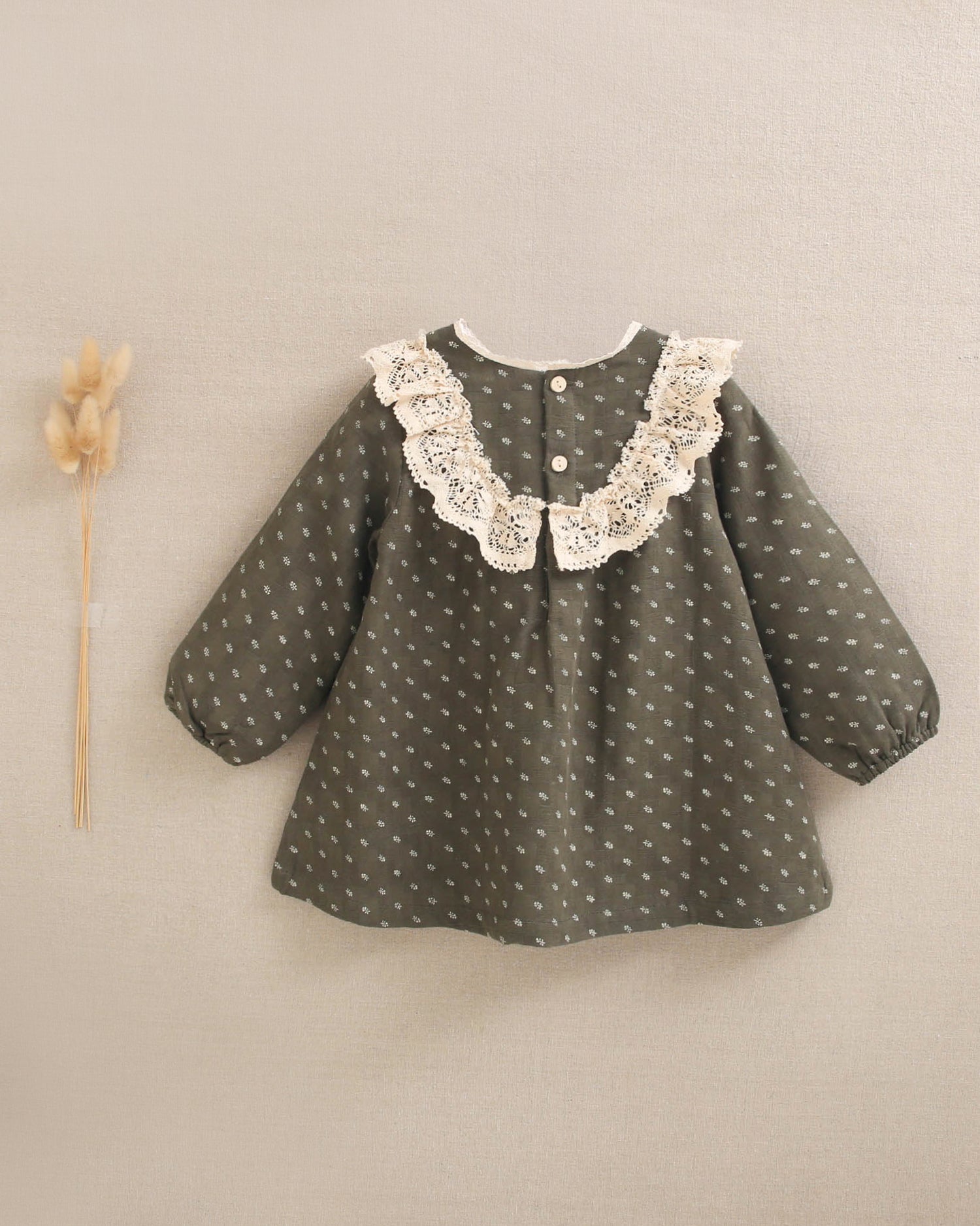 Vestido de bebé niña verde